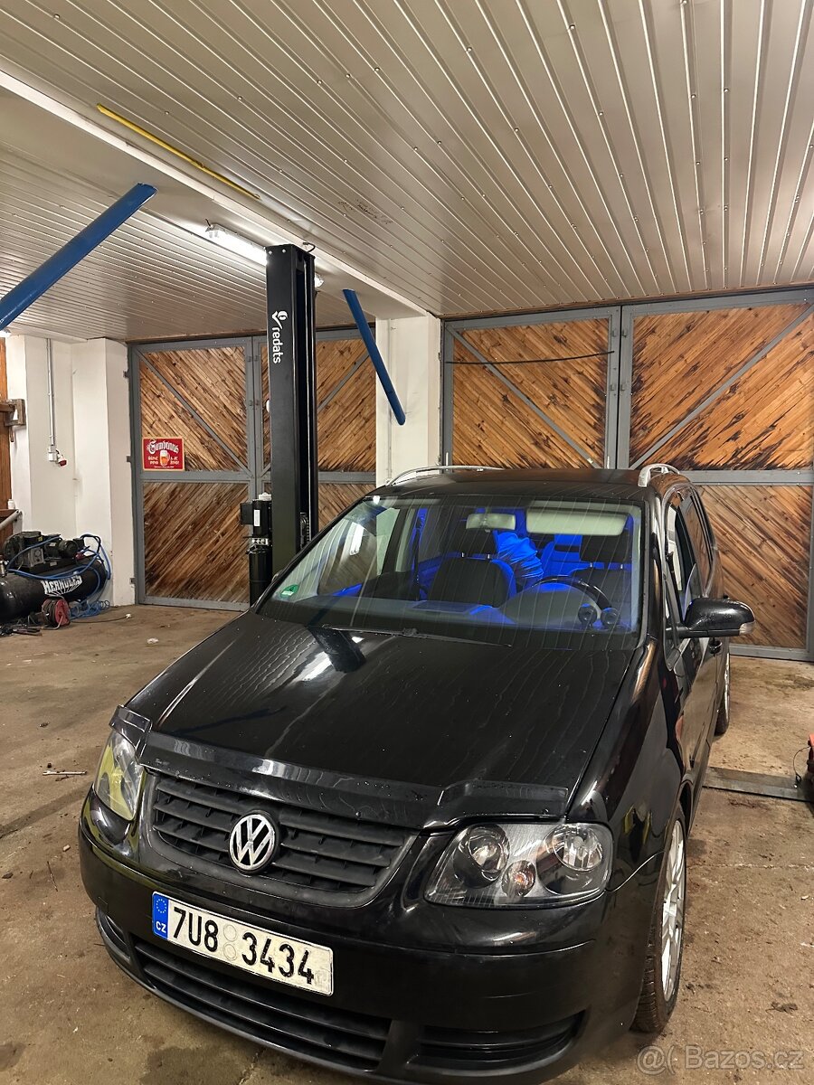 Svetla Caddy / touran - 3