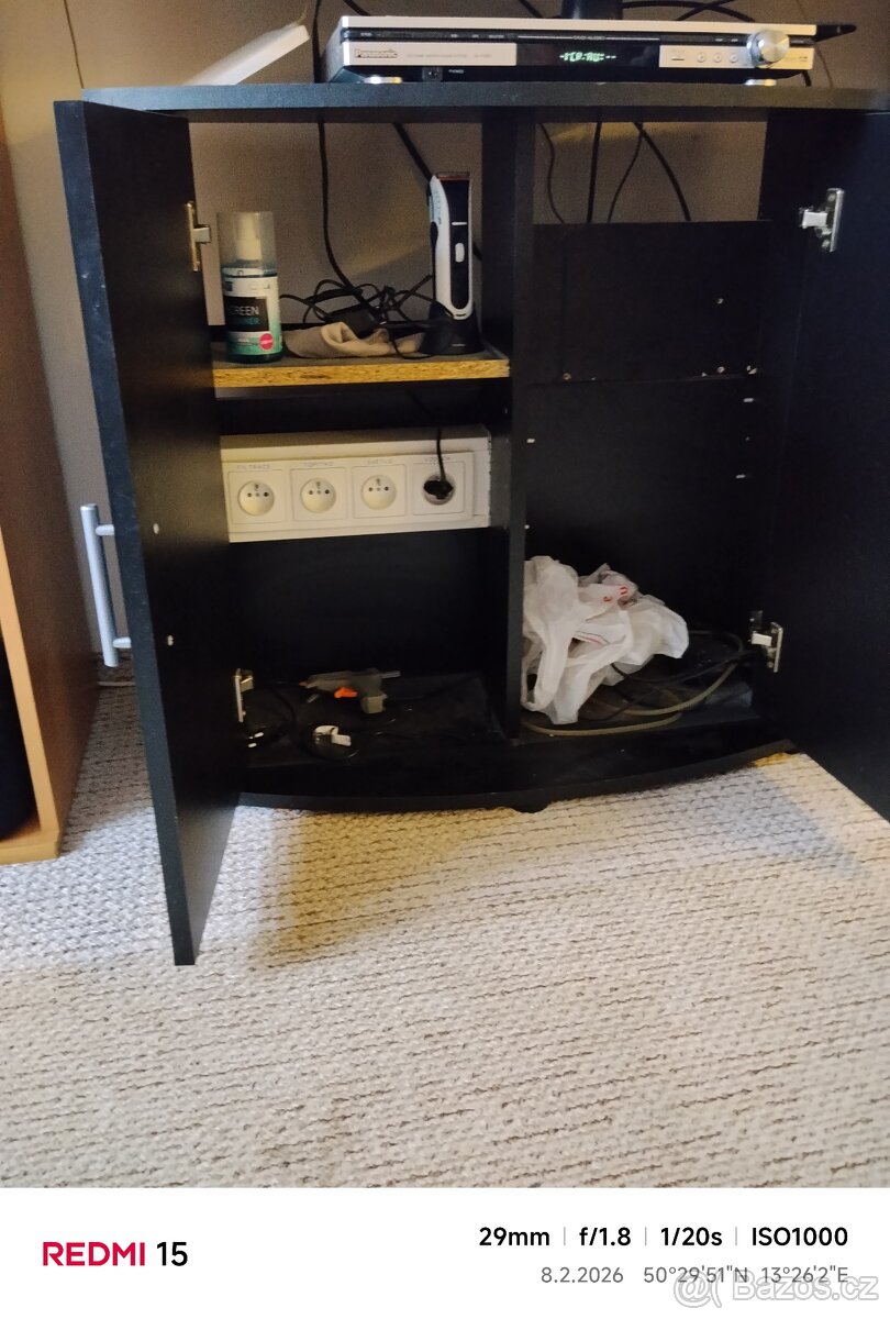 Akvárium 60L a skříňka - 3