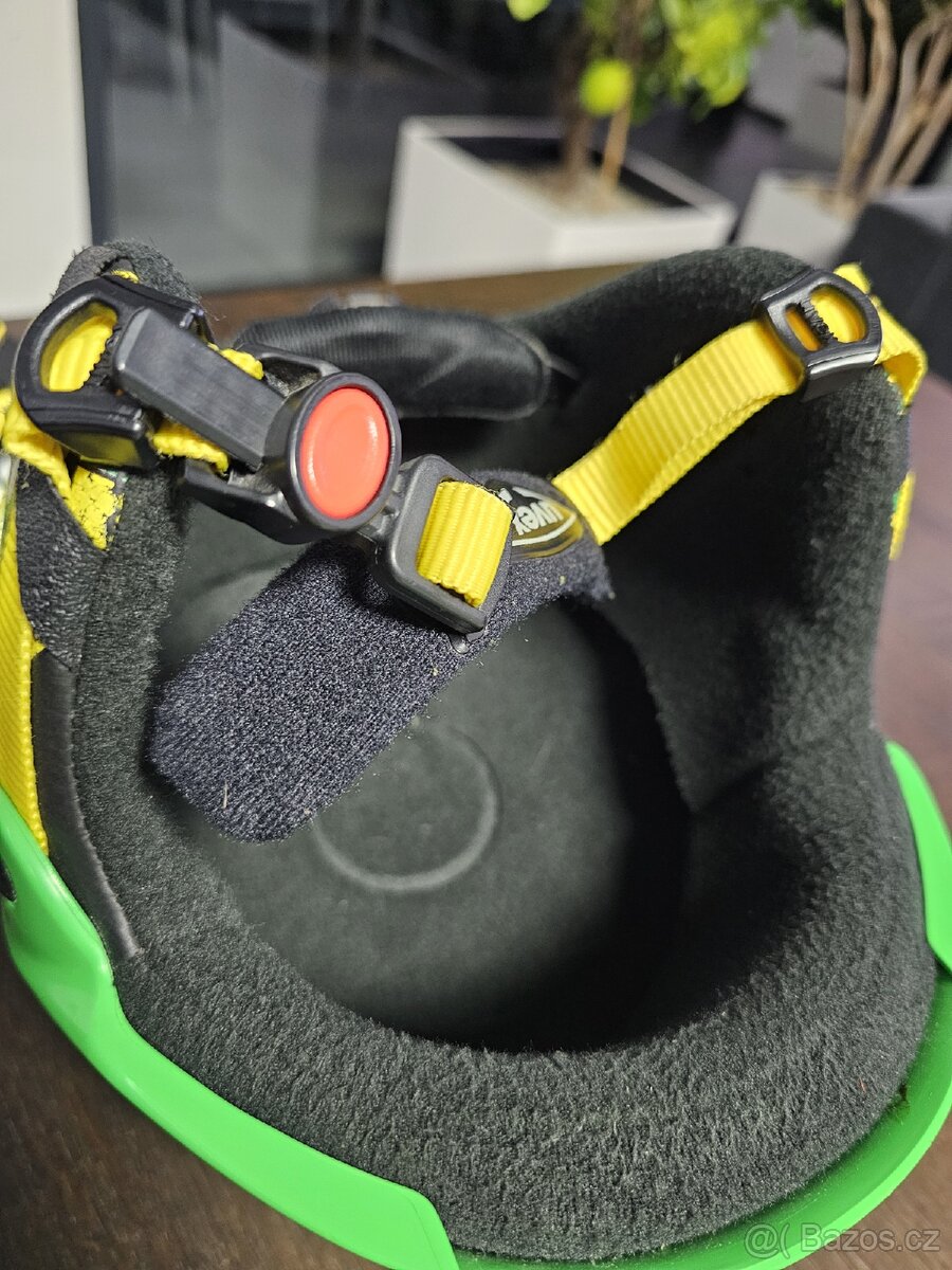 Dětská helma Uvex 51-56 cm s brýlemi - 3