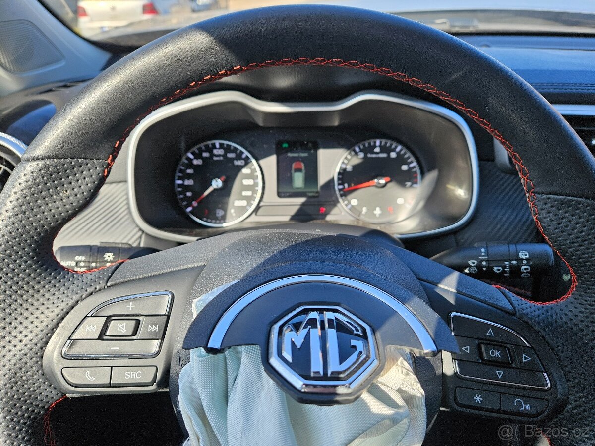MG ZS 1.5i 78kw 2024 ESSENTIAL - 3