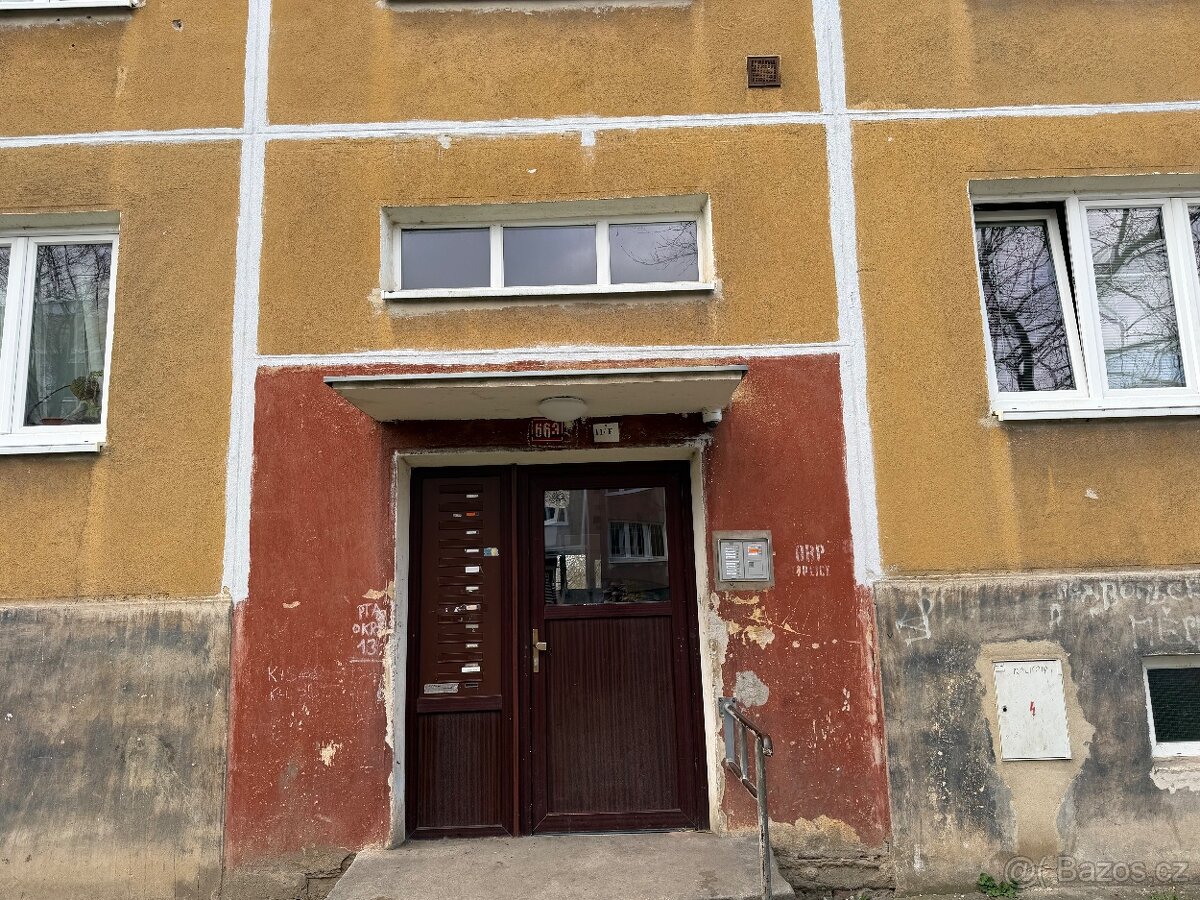 Prodám byt 2+1 v Bílině, okres Teplice - 3