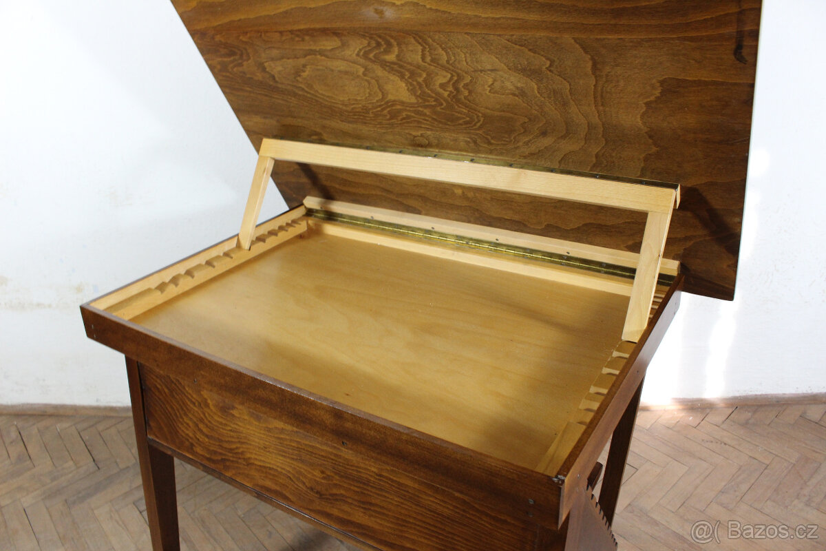 modernistický stůl - 3