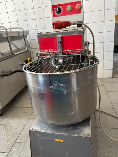 Hnětač těsta - 3