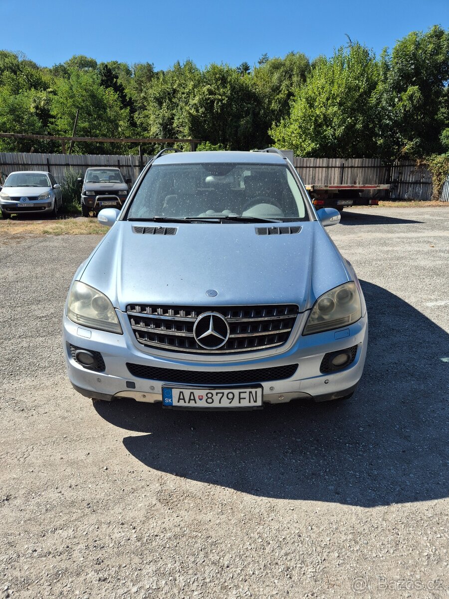 Mercedes ML320cdi rok 2006 - 3