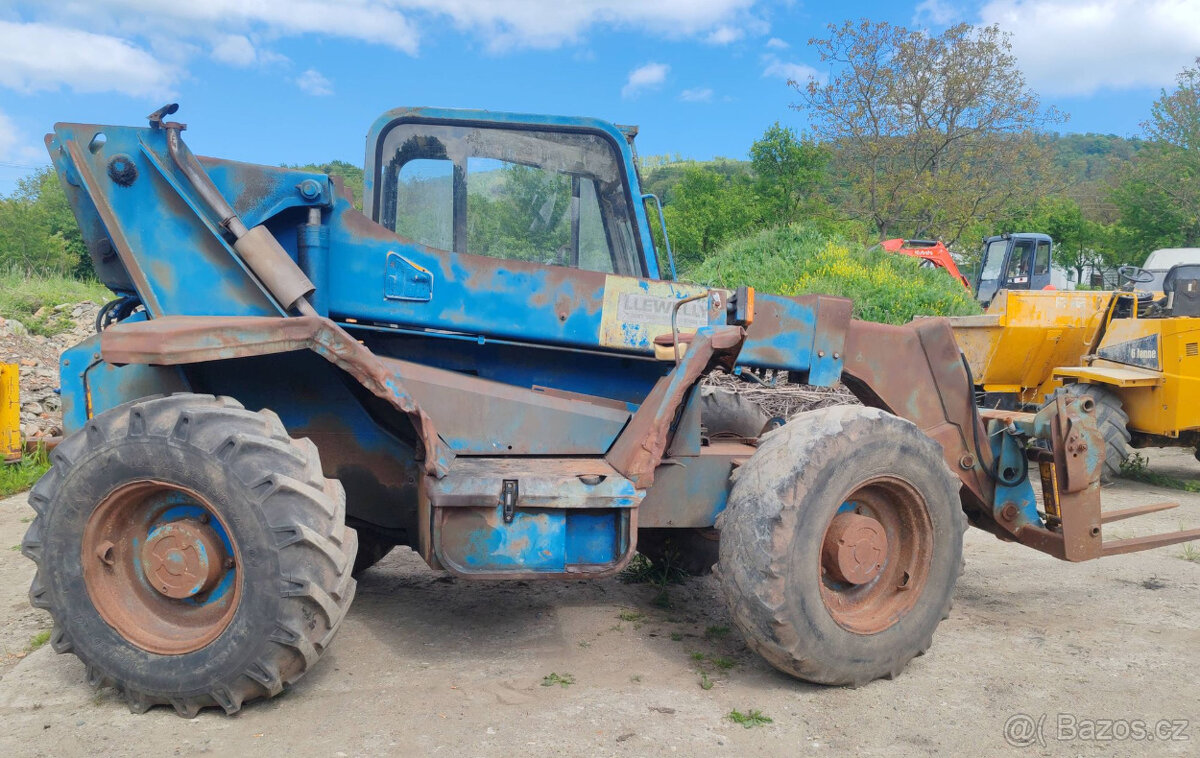 manipulátor jcb 525 67 4x4 272 000kč + DPH - 3