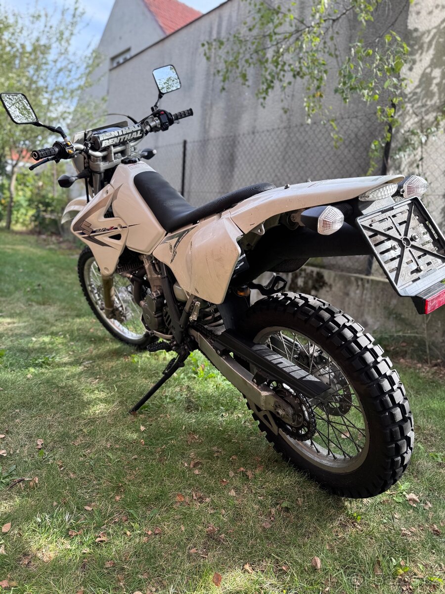 SUZUKI DRZ400S - 3