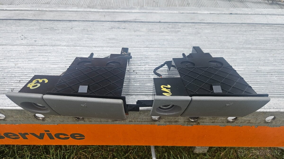 Držák nápojů VW T5 T5.1 Transporter Caravelle - 3