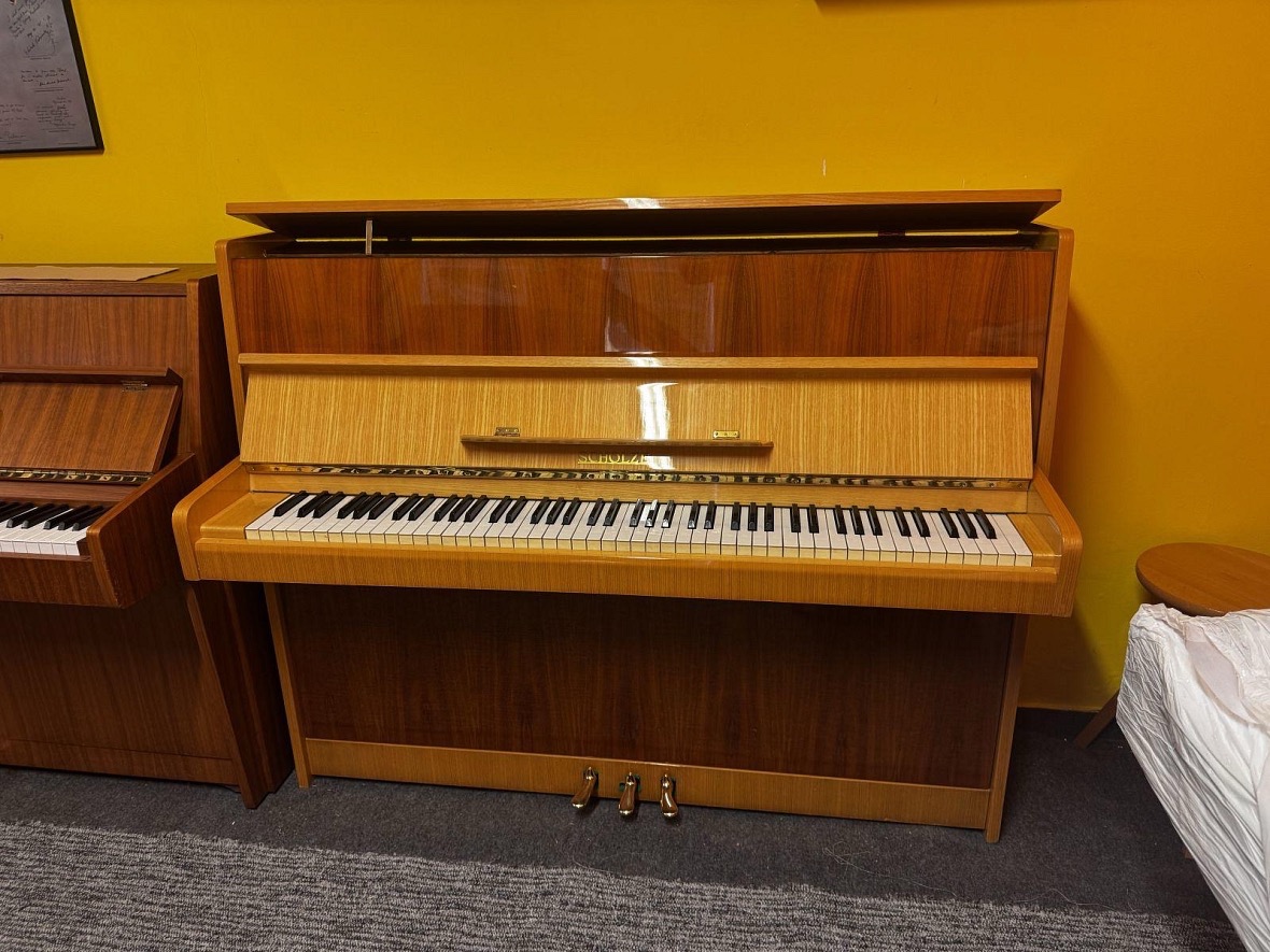 Pianino - klavír Scholze - Petrof - 3