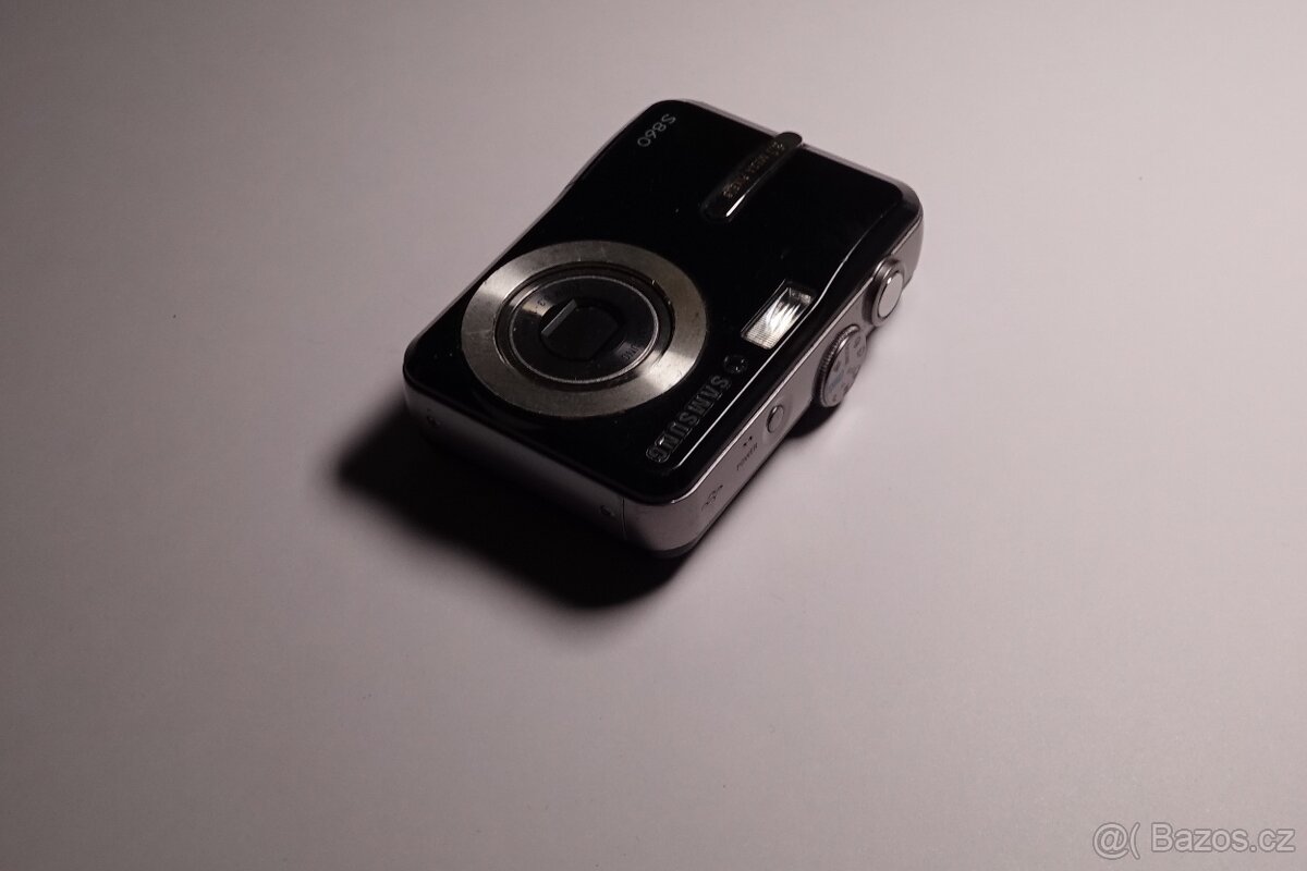 Digitální fotoaparát Samsung S860 - 3