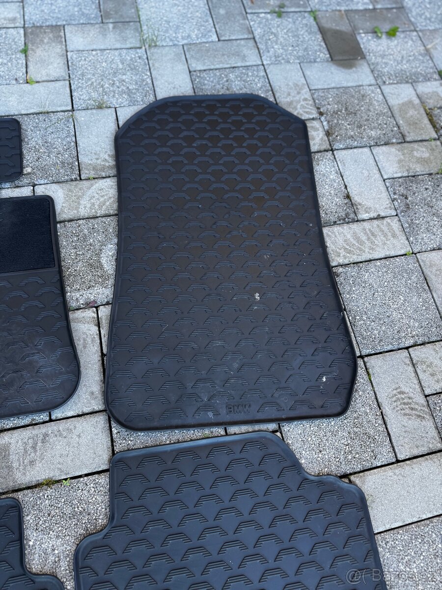 Bmw e90 gumove koberce - 3