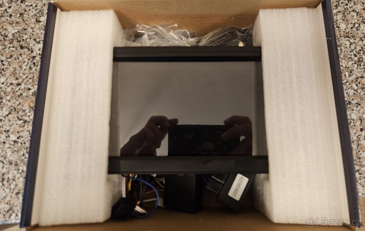 Autoradio Isudar MNS872X - 3