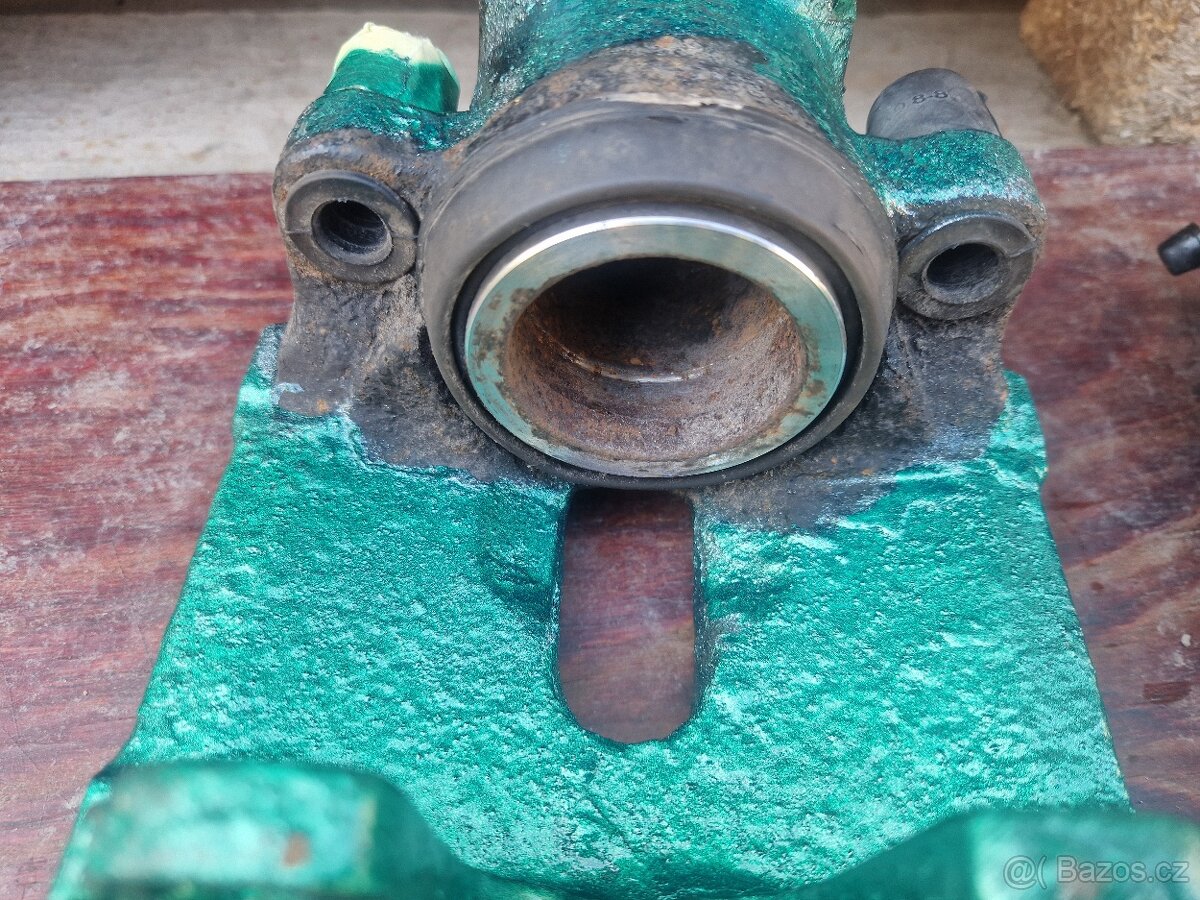 E46 brzdiče + třmeny 330i/330d - 3