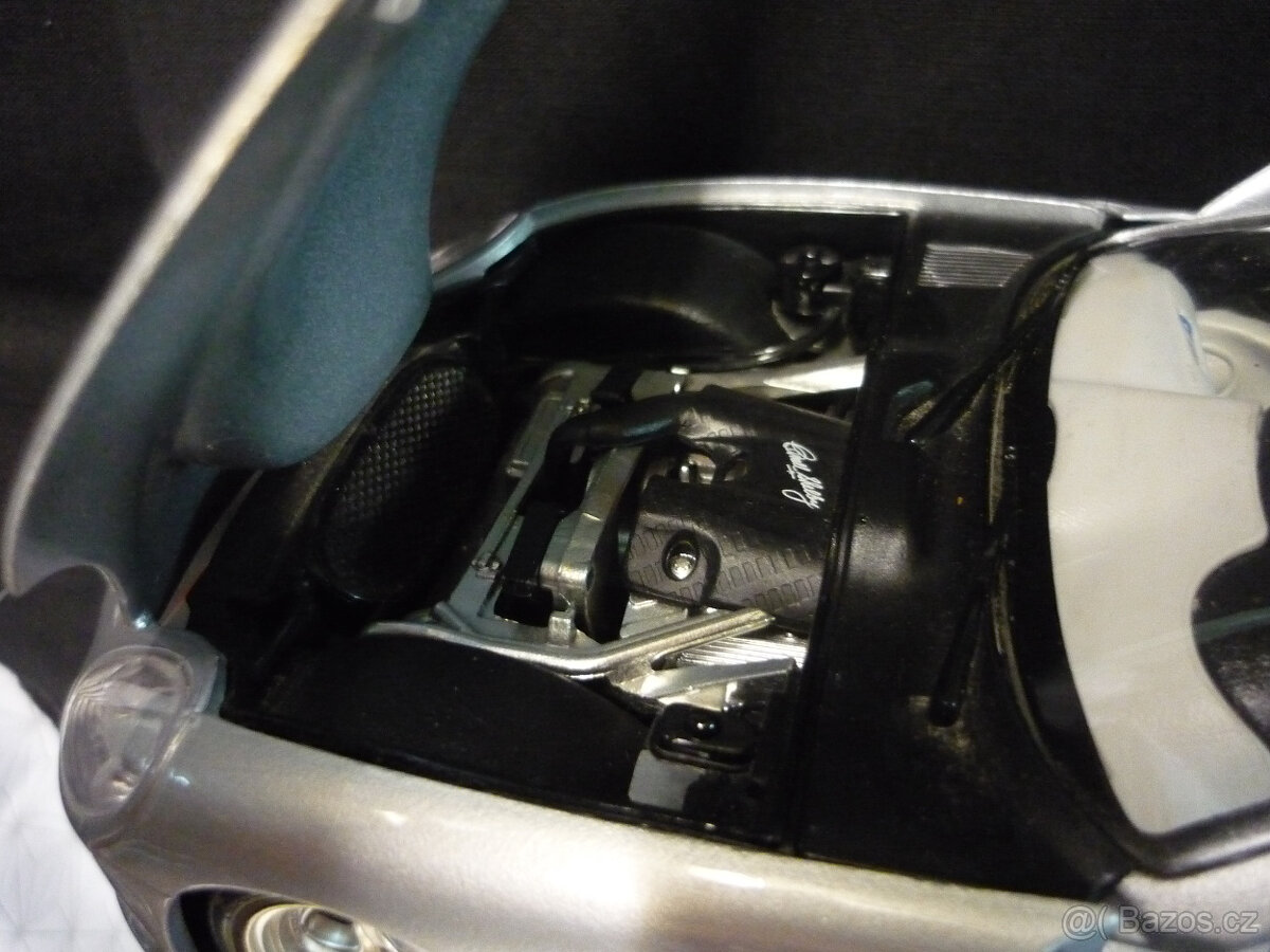 Shelby Series 1 Bburago 1/18 - 3