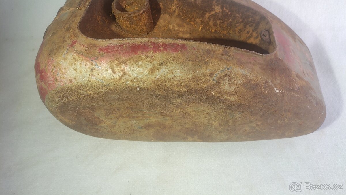 Manet 90 nádrž - 3