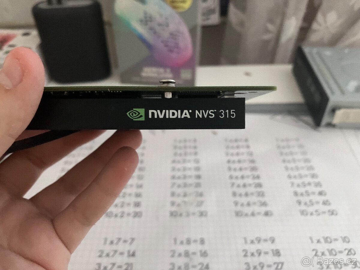 Nvidia NVS 315 FE - 3
