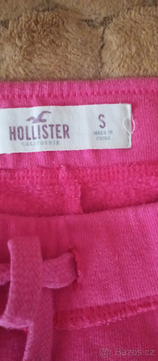 Krásné dámské tepláky, Zn.Hollister, vel.M/L - 3