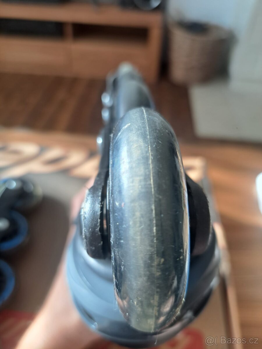 Kolečkové brusle Bladerunner Phaser vel 32-35EU - 3