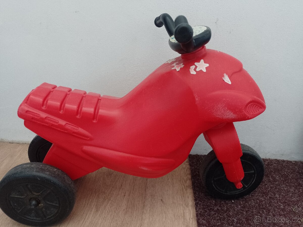 Odrážedlo plastové - 3