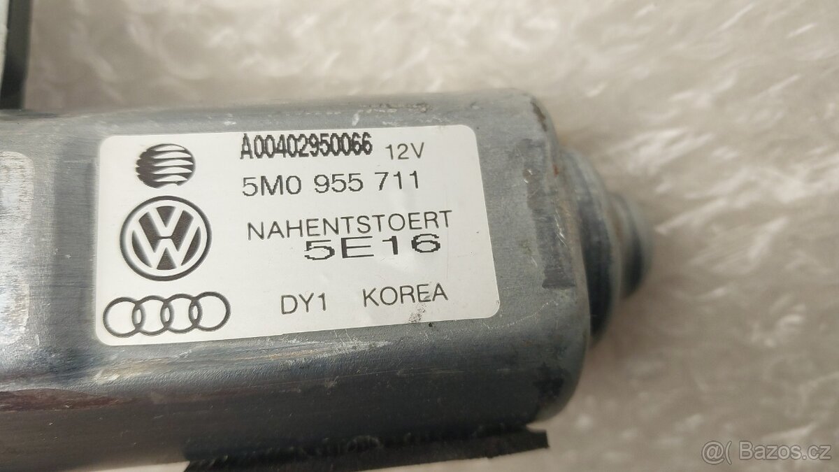 VW Golf PLUS – Stěrač zadní 5M0955711 - 3