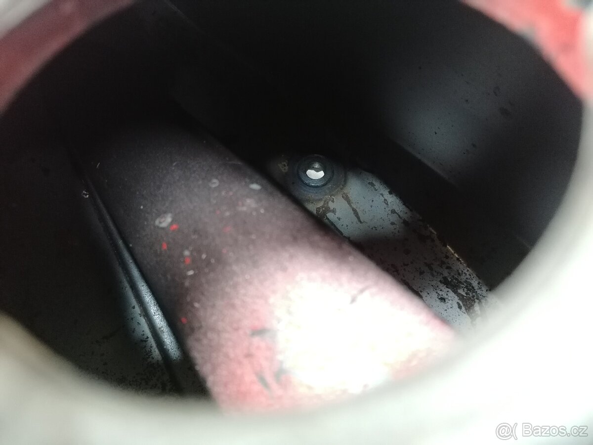 Prodám nádrž jawa 350/634 - 3