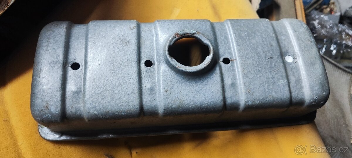 Škoda tudor veko motora - 3