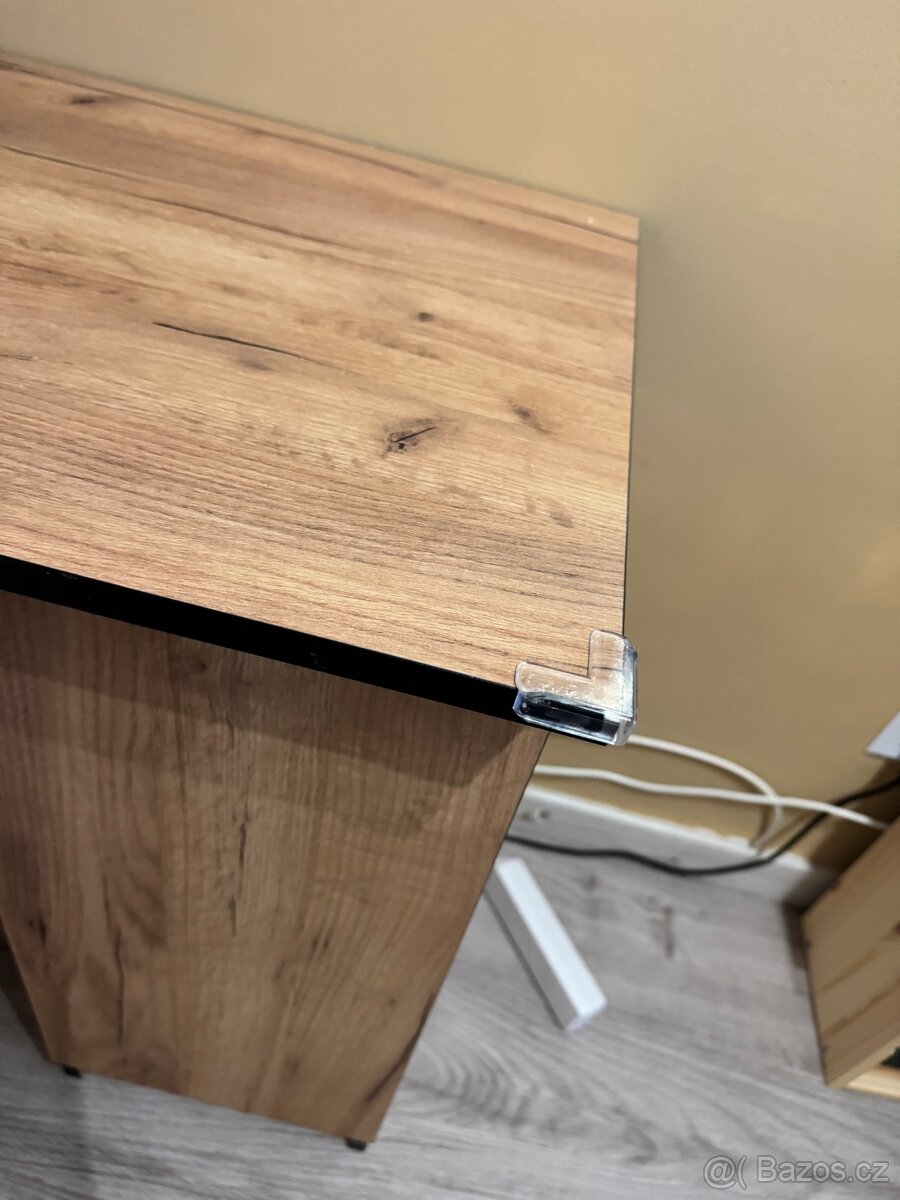 Rohový levý psací stůl - 3