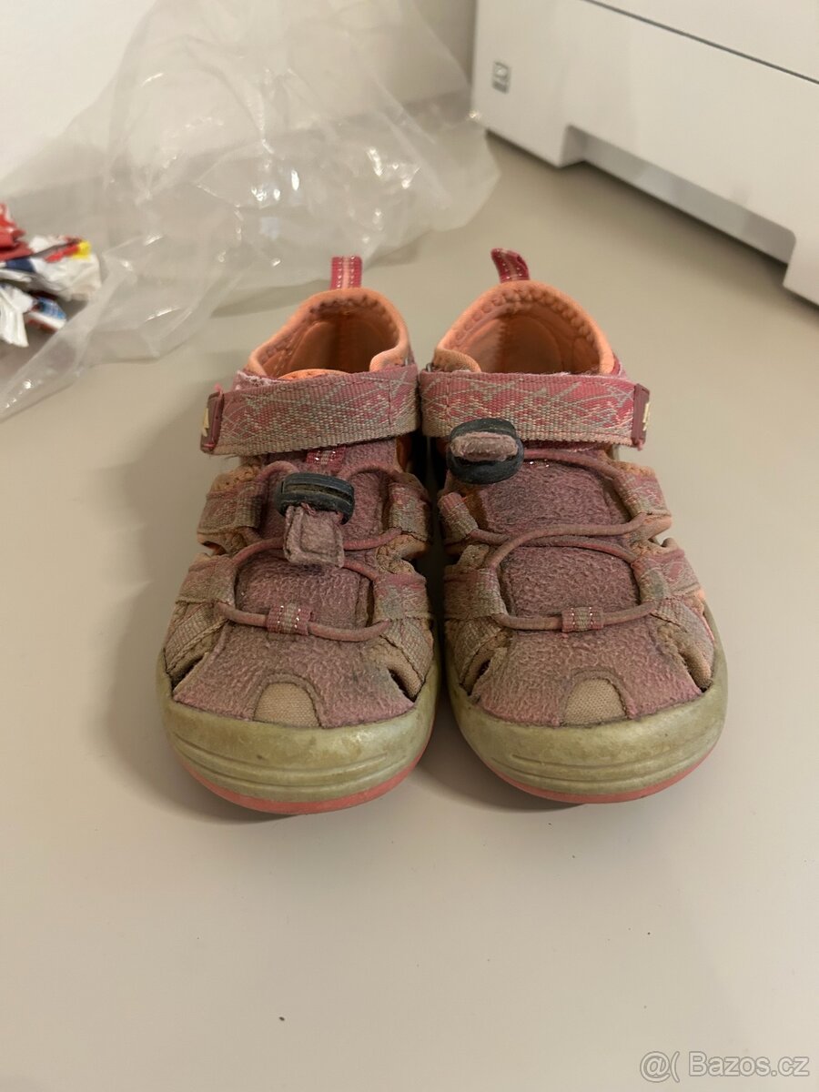 Prodam detske boty, sandale, lotto, velikost 26 - 3