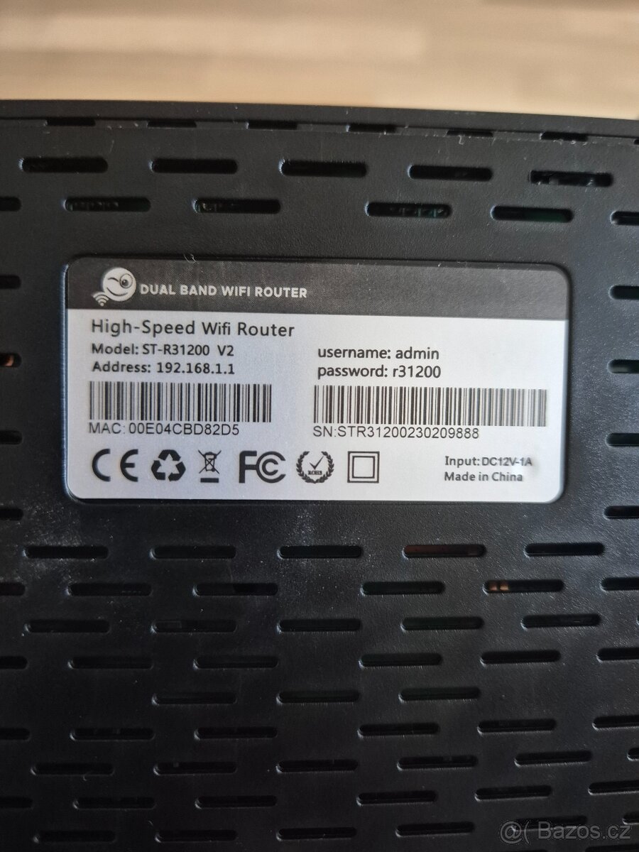 Wi-Fi router ST-R31200 - 3