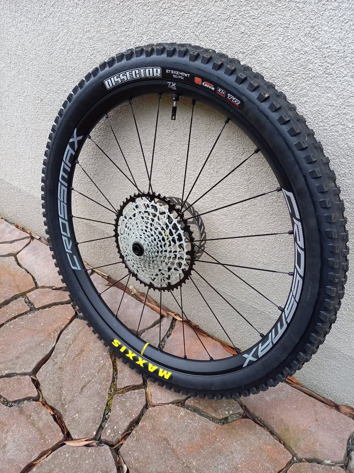 MAVIC Crossmax 27.5" 6D XD Boost - NOVÉ - 3