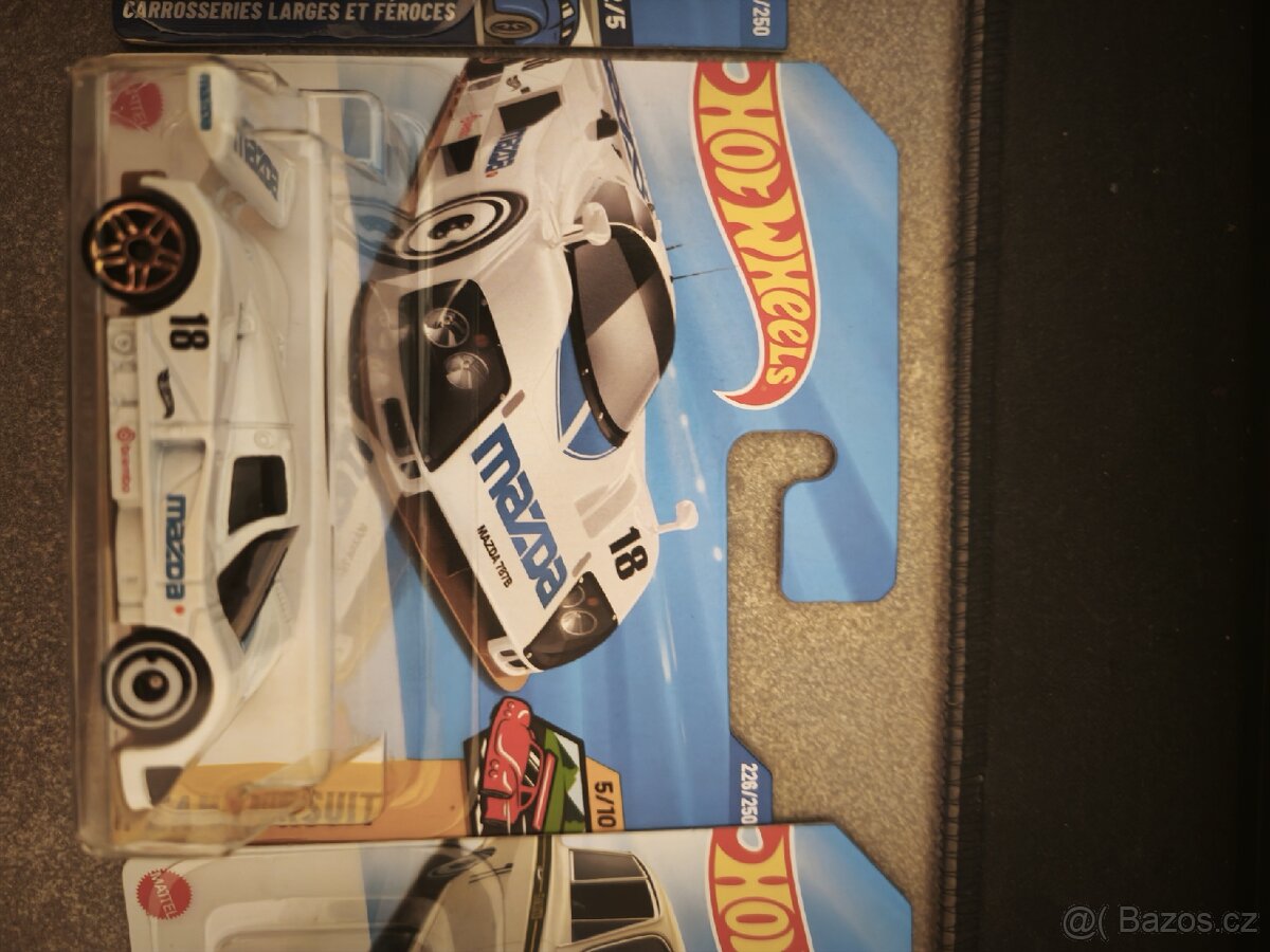 HOTWHEELS - 3