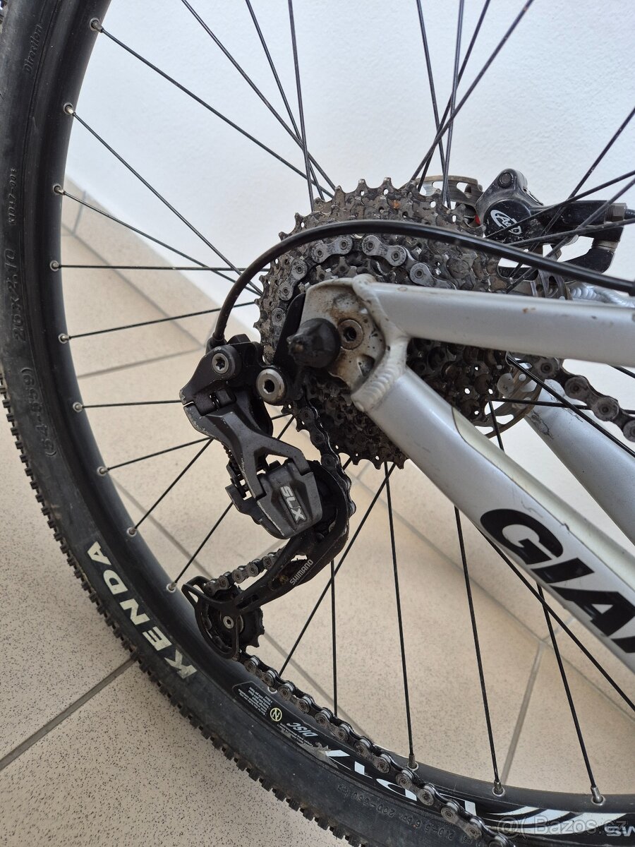 Celoodpružené kolo Giant X3 - 3