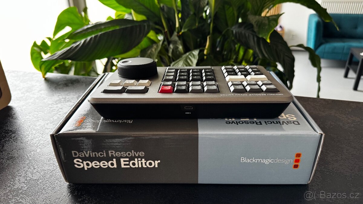 Davinci Resolve Speed Editor - 3