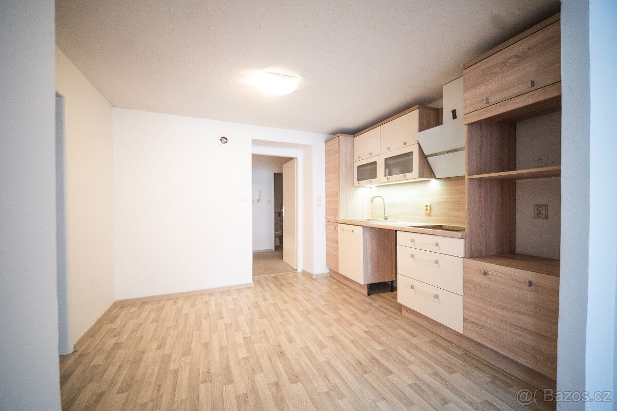 Prodej bytu 3+kk, 76 m² – Broumov - 3