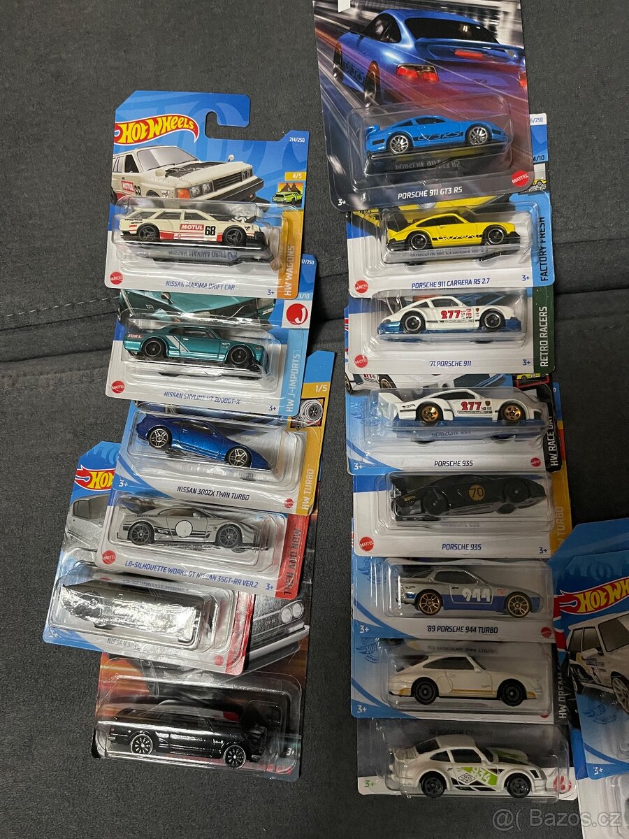 Hot Wheels - 3