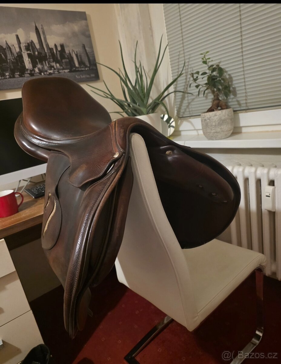 Skokové sedlo Antares Evolution 18" - 3