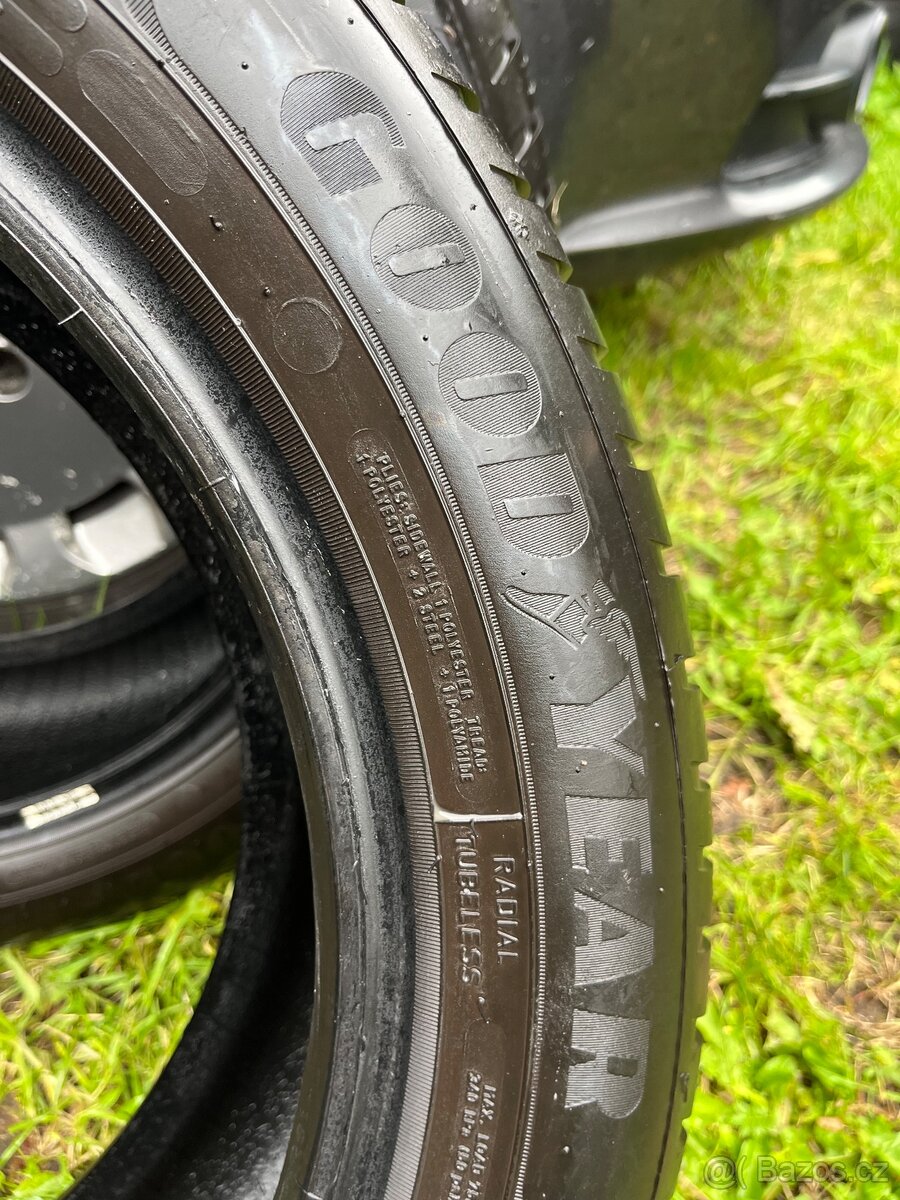 zimní pneu 215/55R17 - 3