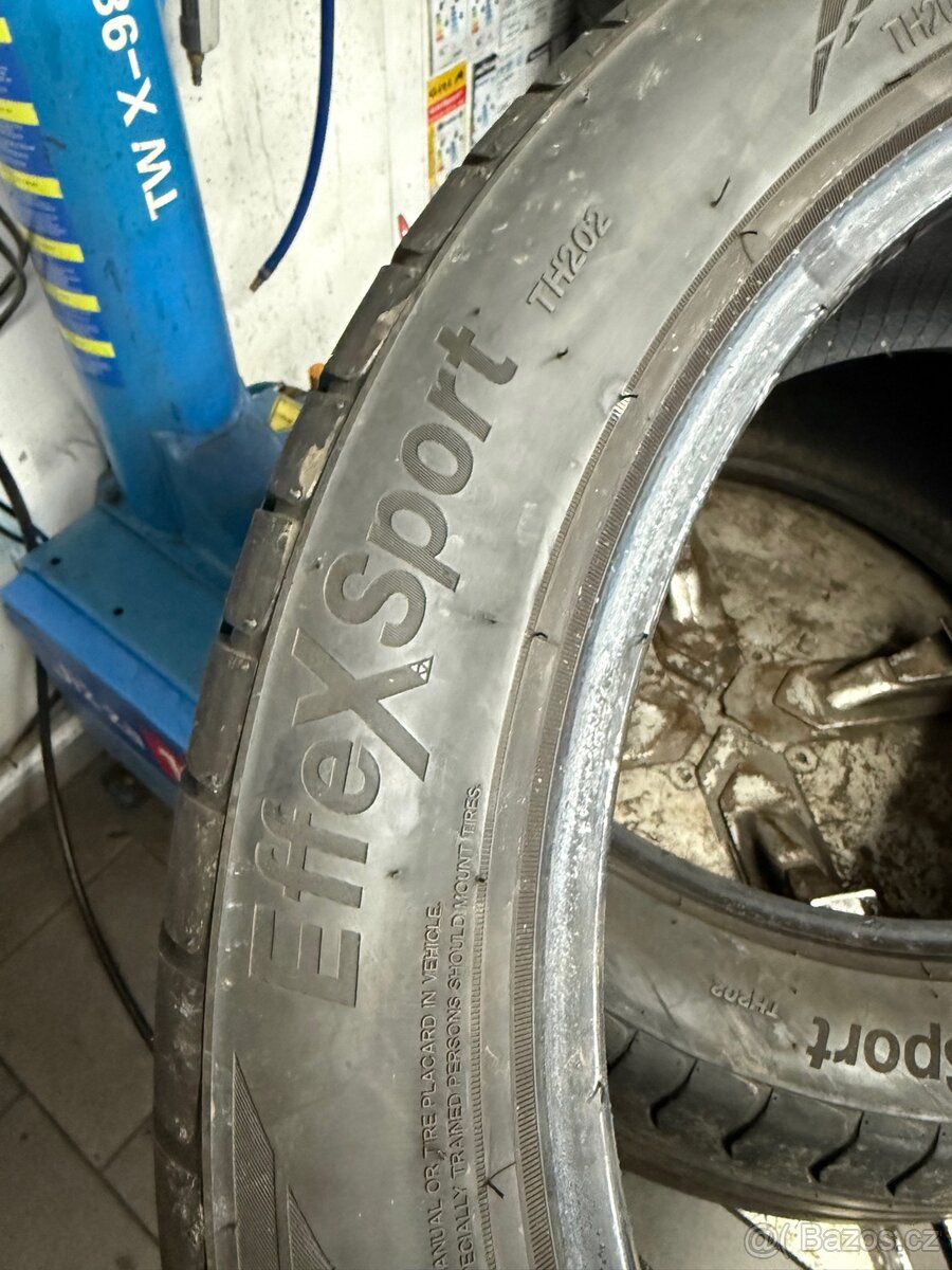 Letní pneu 235/45/R18 Triangle EffexSport - 3