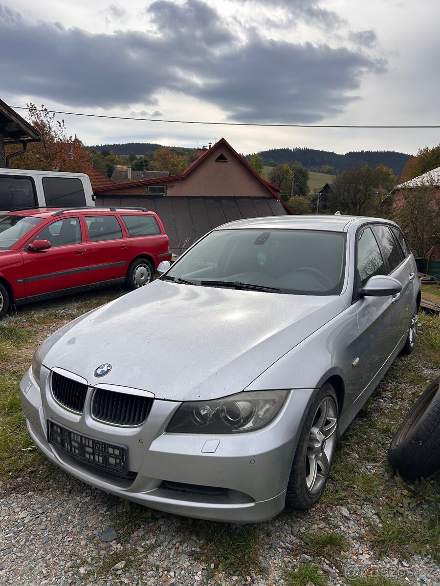 BMW e91 320d 120kw - 3