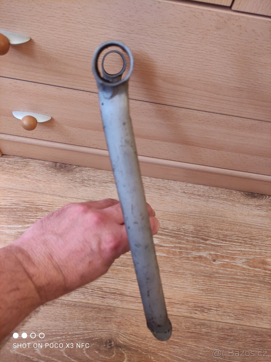 ČZ 150 C - stojánek - 3