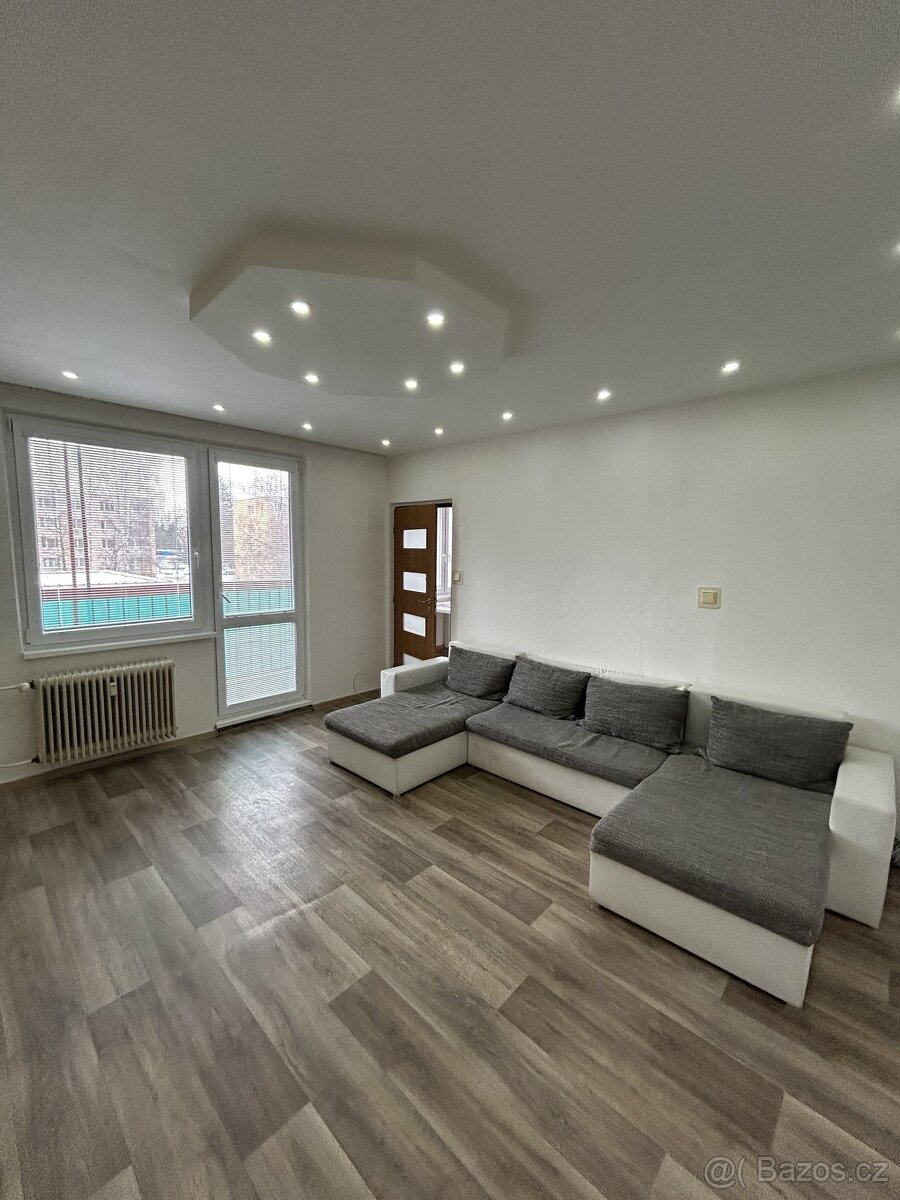 Pronájem panelového bytu 2+1, Svitavy - 3