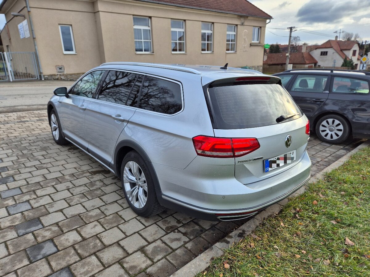 Volkswagen Passat B8 Alltrack 2.0 TDI 140kW DSG Virtuál,4x4 - 3