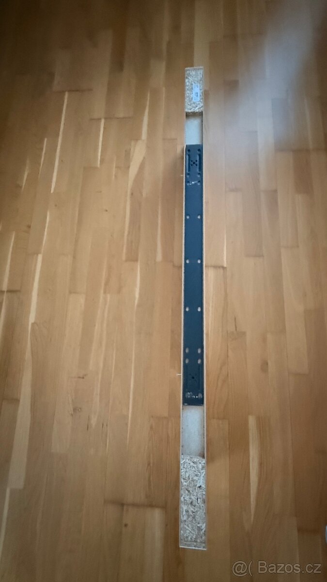 Bílá police LACK - 3