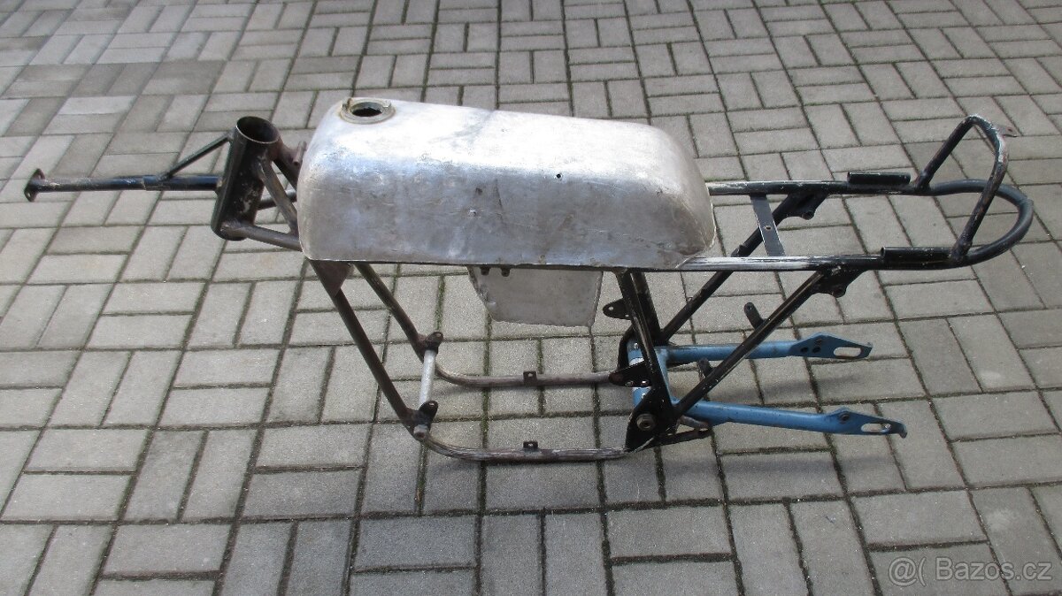 Silniční závodní motocykl Maico 125 - 3