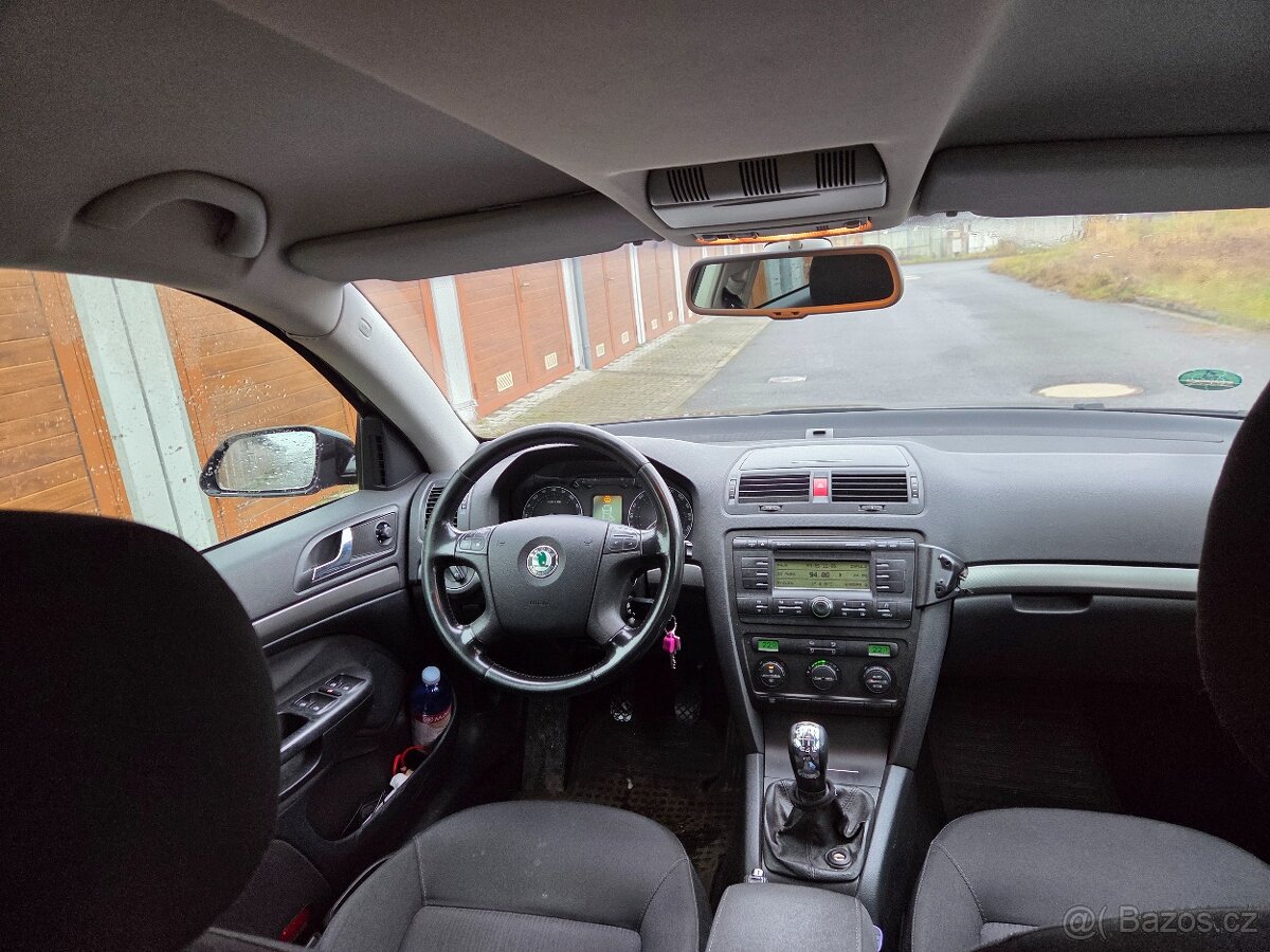 Octavia 2 2.0tdi 103kw - 3