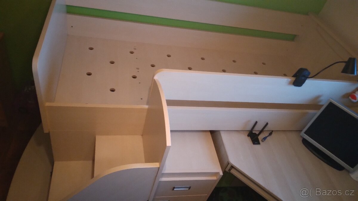 patrová postel se schody psaci stul a komoda - 3