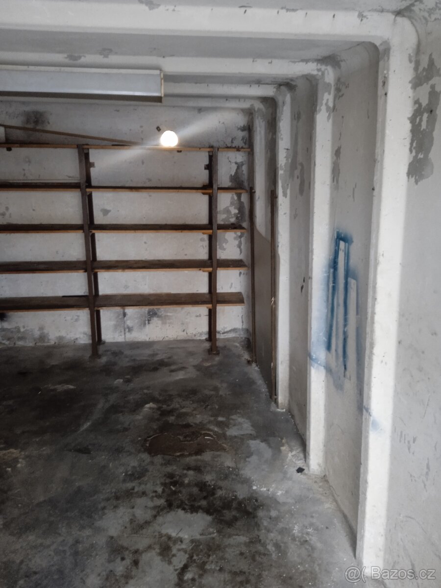 Pronájem garáže - 3