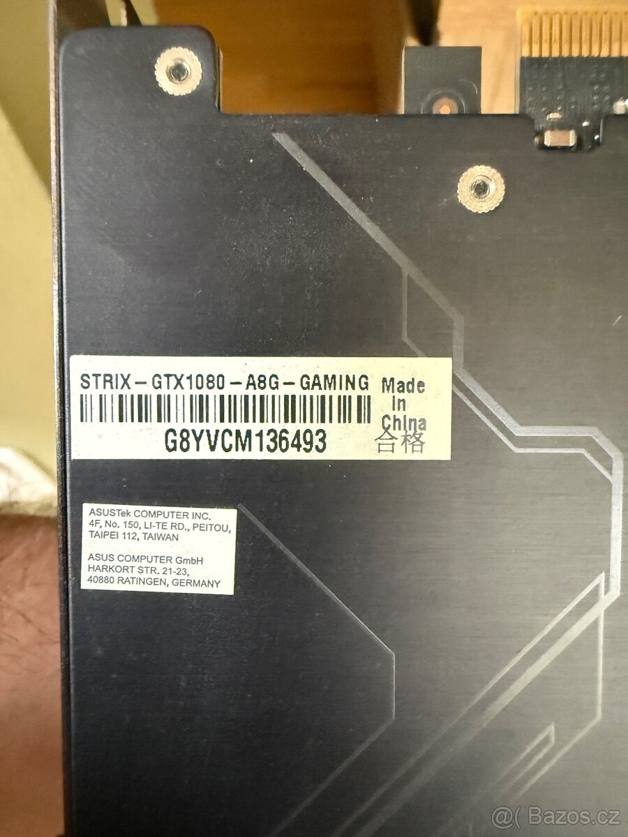 Asus ROG STRIX GTX 1080 A8G Gaming - 3