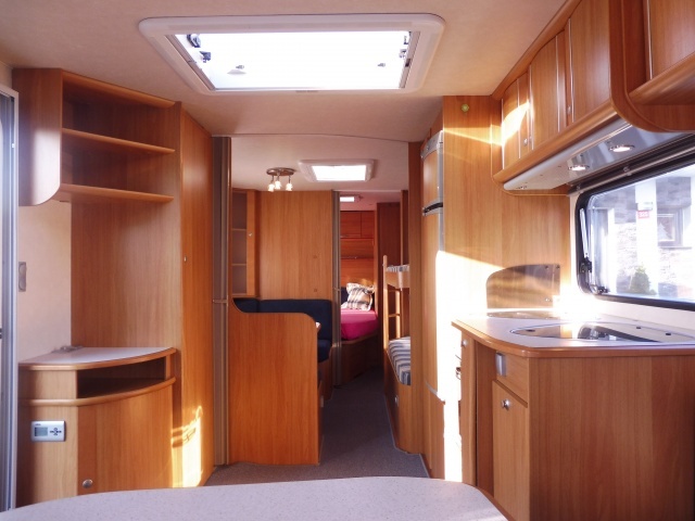 Prodám karavan Adria - 3