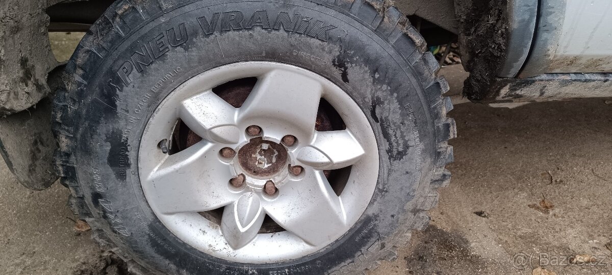 Nissan Terrano ll - 3