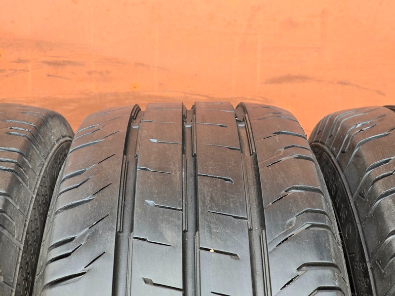 Letní Continental 205/65/16C - 3